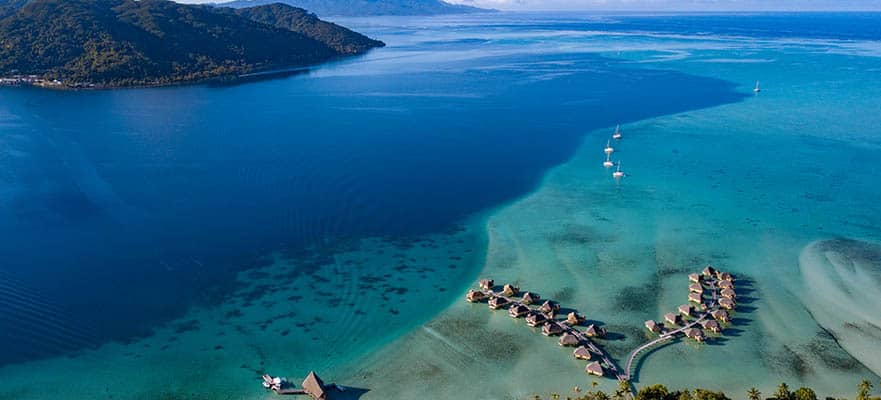 7-Day South Pacific Round-trip Papeete: Bora Bora, Moorea & Raiatea