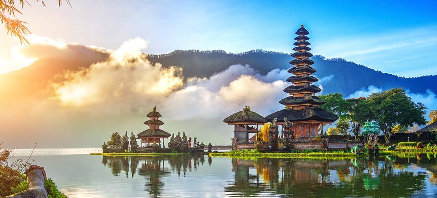 19-Day from Singapore to Sydney: Australia & Indonesia