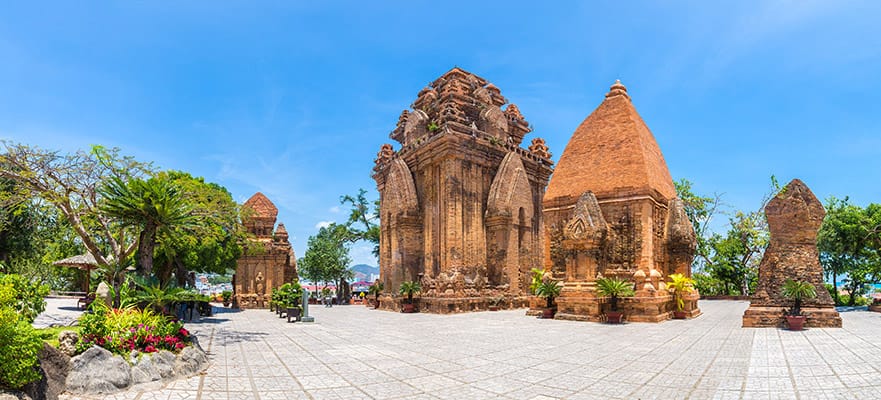 15-Day Asia From Singapore to Taipei: Hong Kong & Thailand